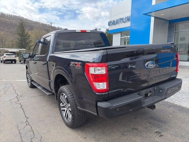 2023 Blue Metallic Ford F-150 XL 4X4 Truck