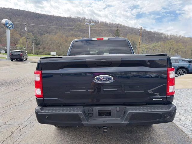 2023 Blue Metallic Ford F-150 XL 4X4 Truck