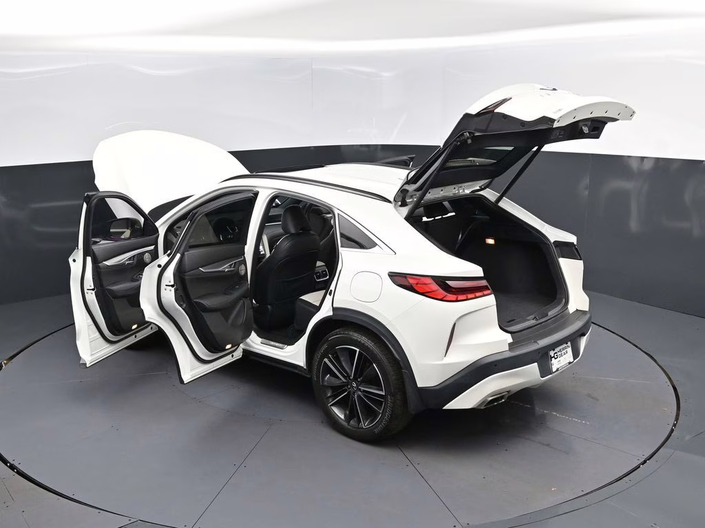 2023 Majestic INFINITI QX55 ESSENTIAL AWD SUV