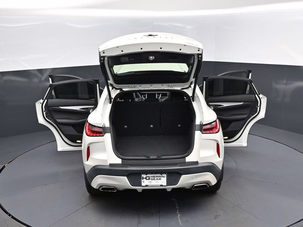 2023 Majestic INFINITI QX55 ESSENTIAL AWD SUV