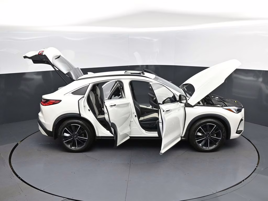 2023 Majestic INFINITI QX55 ESSENTIAL AWD SUV