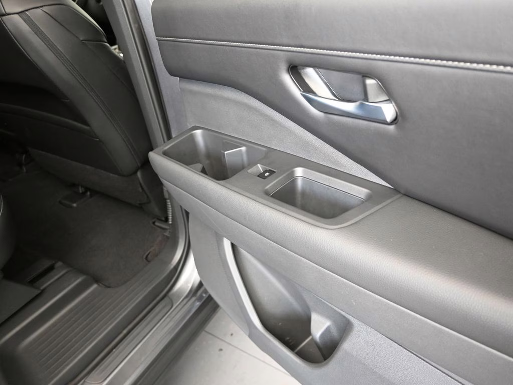 2023 Gun Metallic Nissan Pathfinder SL FWD SUV