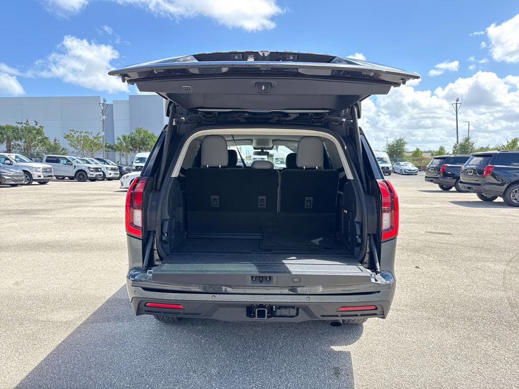 2025 Stone Blue Metallic Ford Expedition Active RWD SUV