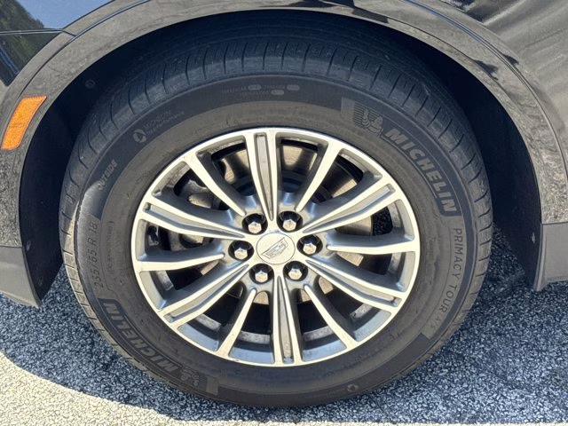 2019 Stellar Black Metallic Cadillac XT5 Luxury AWD AWD SUV