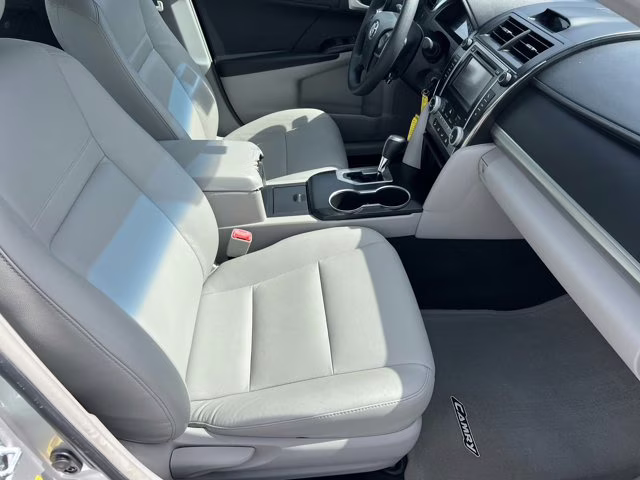 2012 Classic Silver Metallic Toyota Camry SE FWD Sedan