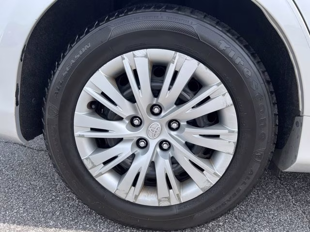 2012 Classic Silver Metallic Toyota Camry SE FWD Sedan