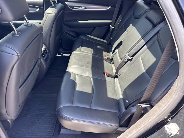 2019 Stellar Black Metallic Cadillac XT5 Luxury AWD AWD SUV