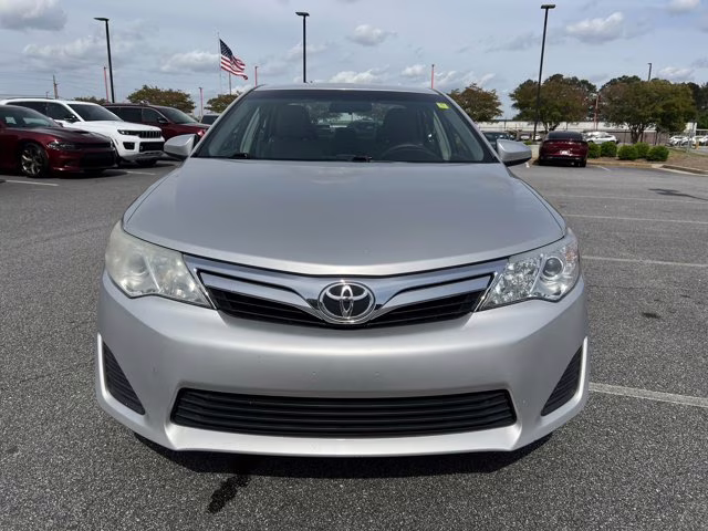 2012 Classic Silver Metallic Toyota Camry SE FWD Sedan
