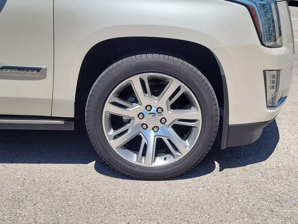 2015 White Diamond Tricoat Cadillac Escalade ESV Premium RWD SUV