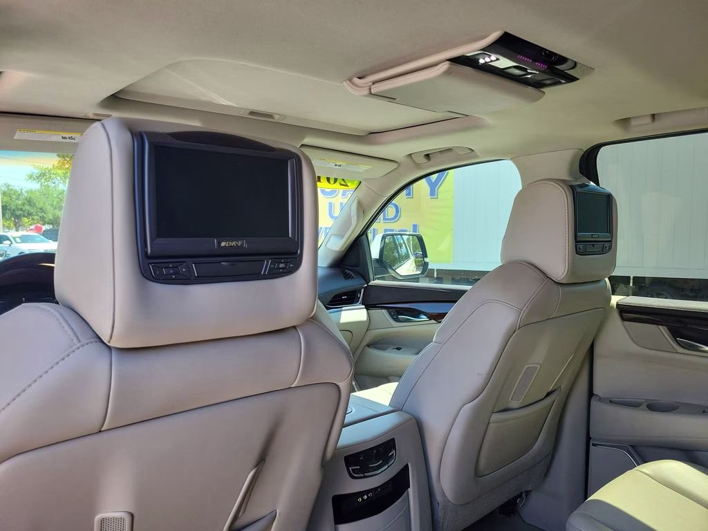 2015 White Diamond Tricoat Cadillac Escalade ESV Premium RWD SUV