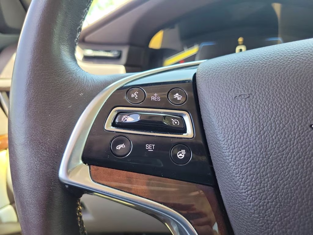 2015 White Diamond Tricoat Cadillac Escalade ESV Premium RWD SUV