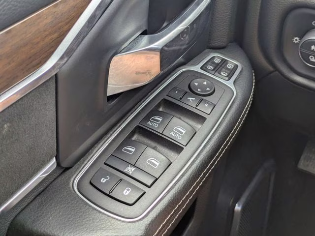 2024 Granite Crystal Metallic Clearcoat Ram 2500 Laramie 4X4 Truck