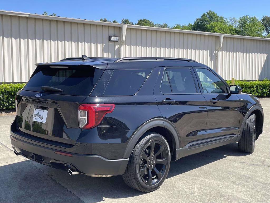 2023 Agate Black Metallic Ford Explorer ST-Line RWD SUV
