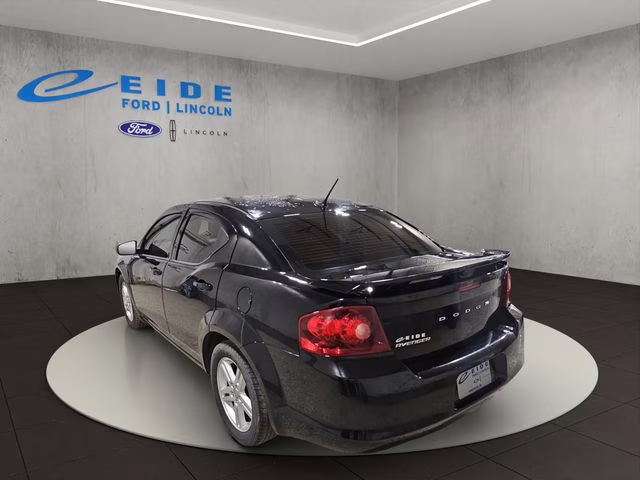 2013 Black Clearcoat Dodge Avenger SE FWD Sedan