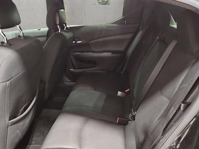 2013 Black Clearcoat Dodge Avenger SE FWD Sedan