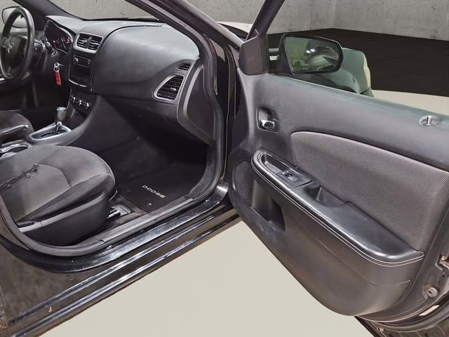 2013 Black Clearcoat Dodge Avenger SE FWD Sedan