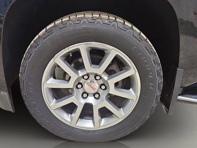 2019 Onyx Black GMC Yukon Denali 4X4 SUV