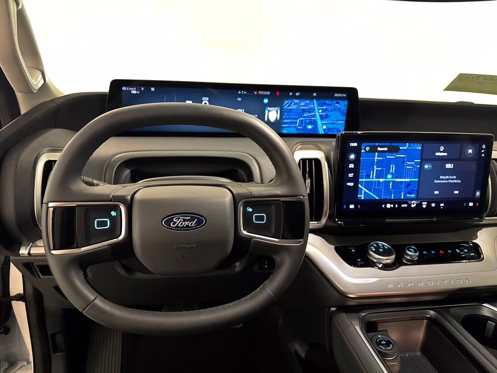 2025 Oxford White Ford Expedition Active RWD SUV
