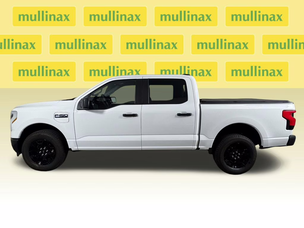 2025 Oxford White Ford F-150 Lightning Pro AWD Truck