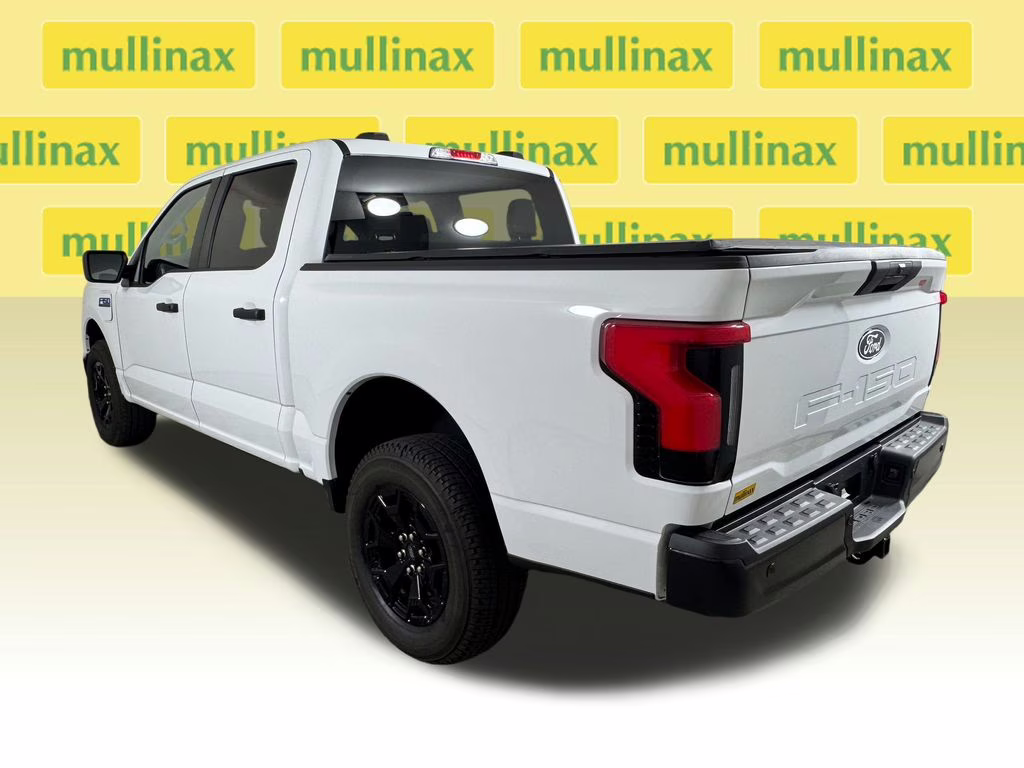 2025 Oxford White Ford F-150 Lightning Pro AWD Truck