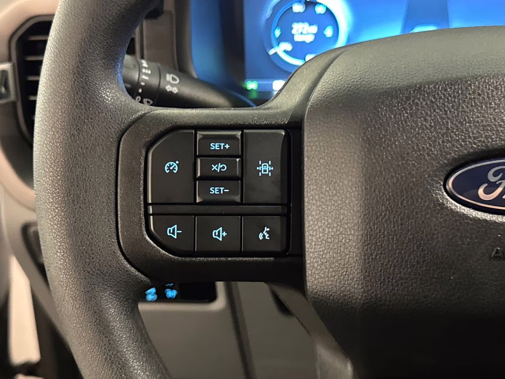 2025 Oxford White Ford F-150 Lightning Pro AWD Truck