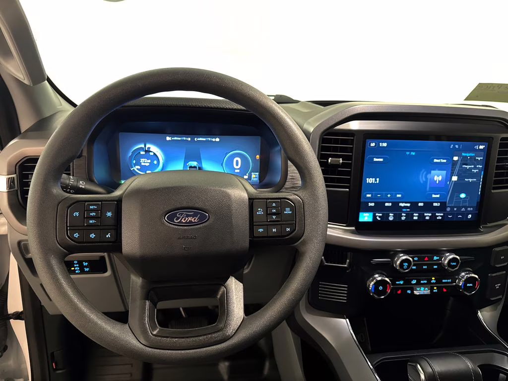 2025 Oxford White Ford F-150 Lightning Pro AWD Truck