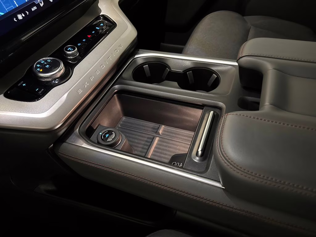 2025 Oxford White Ford Expedition Active RWD SUV