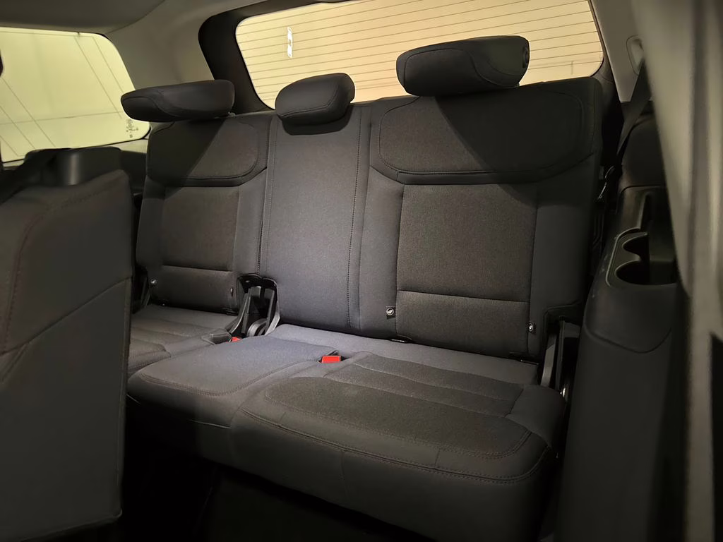 2025 Oxford White Ford Expedition Active RWD SUV