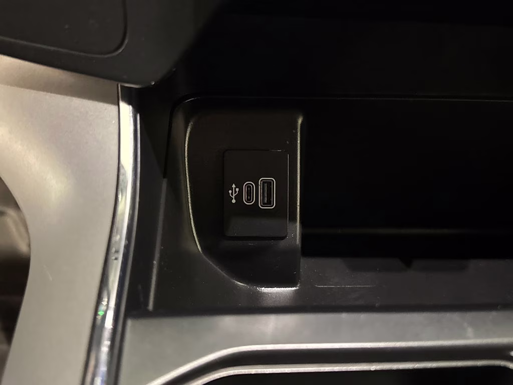 2025 Oxford White Ford F-150 Lightning Pro AWD Truck