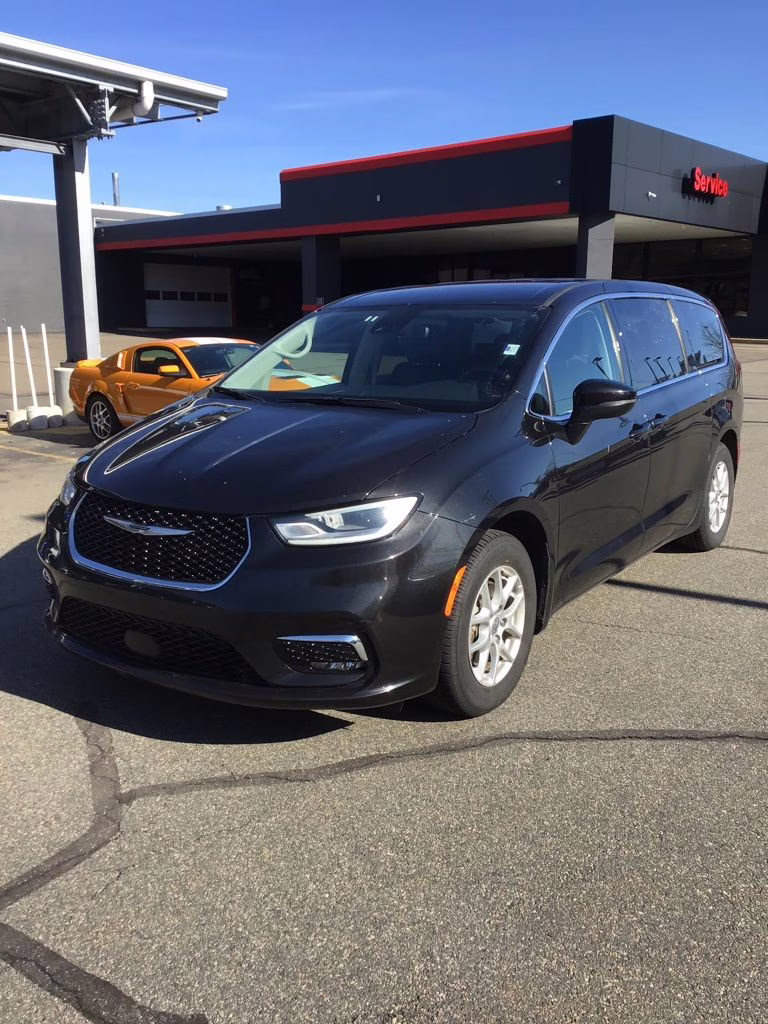 2023 Chrysler Pacifica