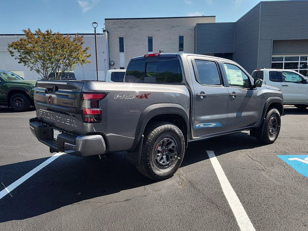 2026 Gun Metallic Nissan Frontier PRO-4X 4X4 Truck