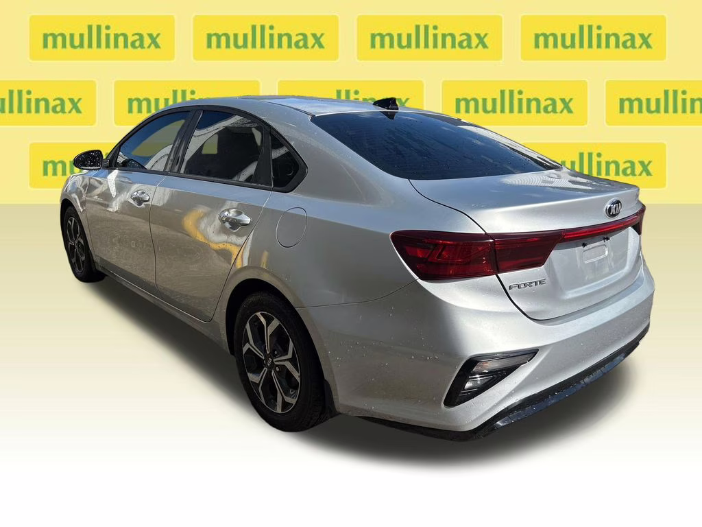 2021 Silky Silver Kia Forte LXS FWD Sedan