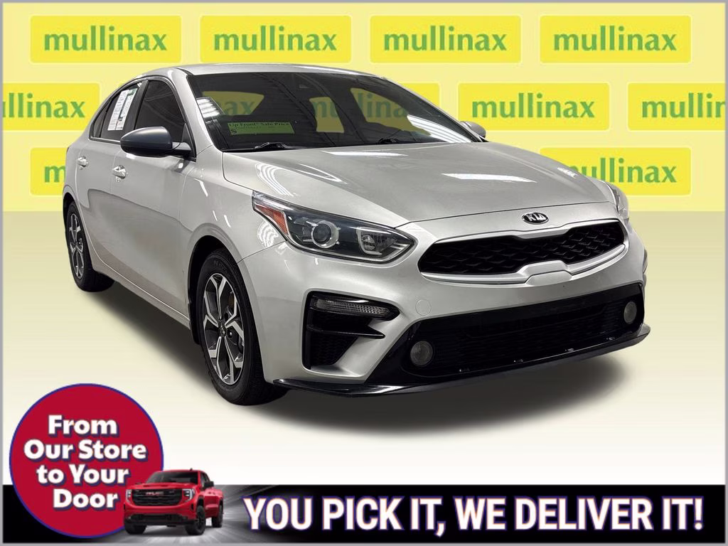 2021 Silky Silver Kia Forte LXS FWD Sedan