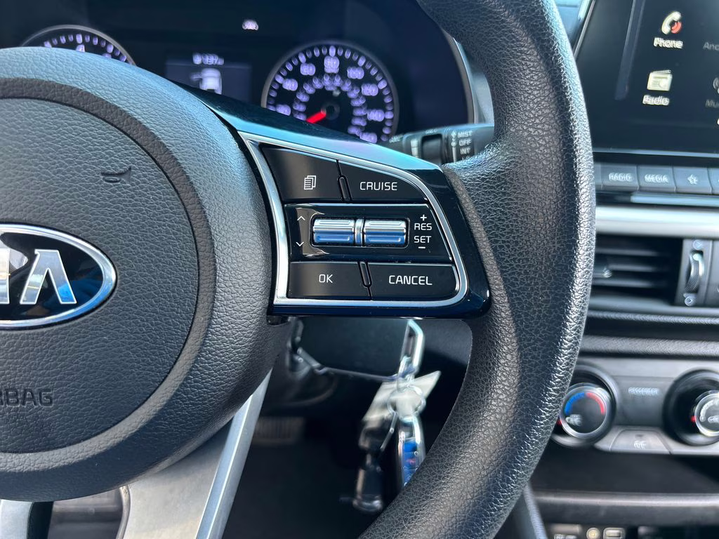 2021 Silky Silver Kia Forte LXS FWD Sedan