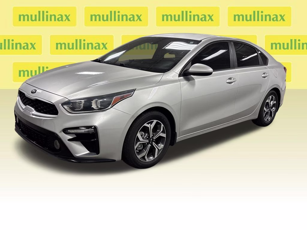 2021 Silky Silver Kia Forte LXS FWD Sedan