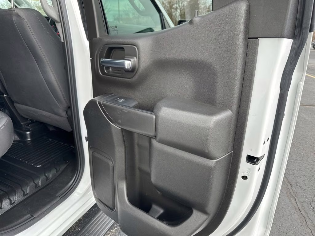 2023 Summit White GMC Sierra 1500 Pro 4X4 Truck