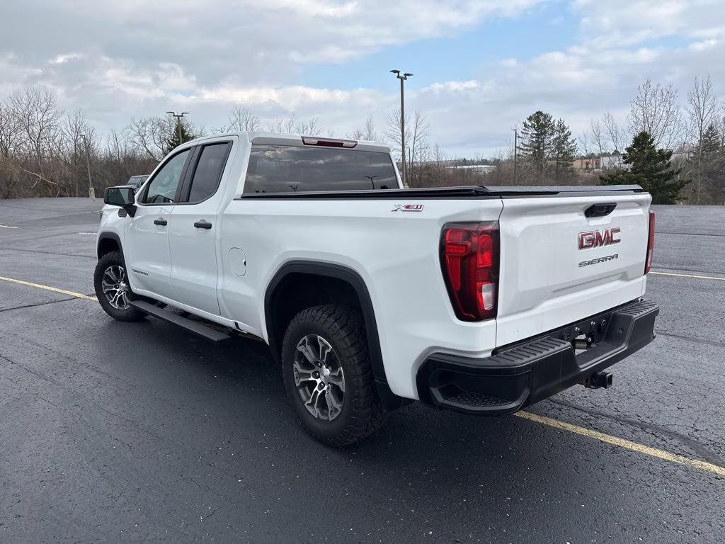 2023 Summit White GMC Sierra 1500 Pro 4X4 Truck