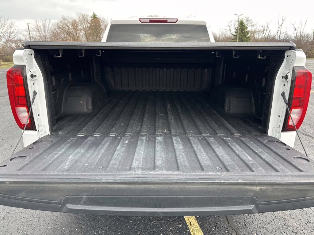 2023 Summit White GMC Sierra 1500 Pro 4X4 Truck