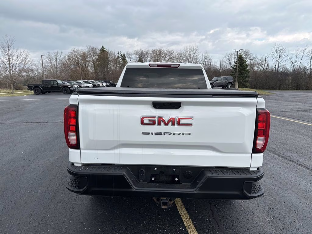 2023 Summit White GMC Sierra 1500 Pro 4X4 Truck