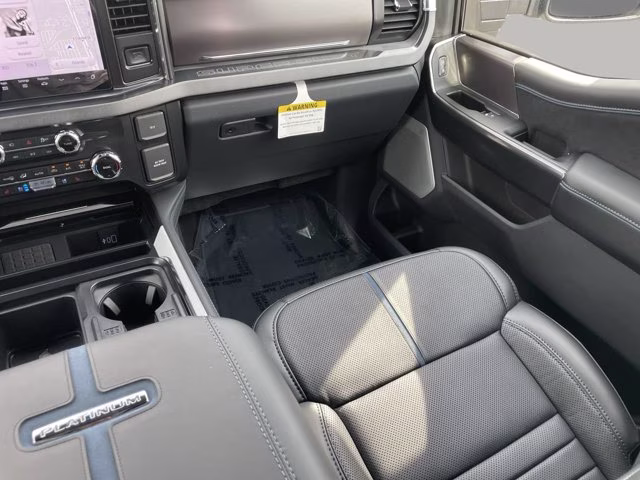 2026 Avalanche Ford Super Duty F-250 SRW Platinum 4X4 Truck