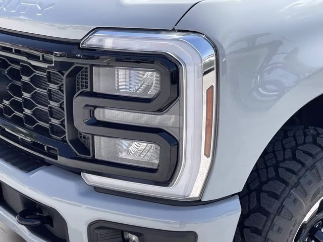 2026 Avalanche Ford Super Duty F-250 SRW LARIAT 4X4 Truck