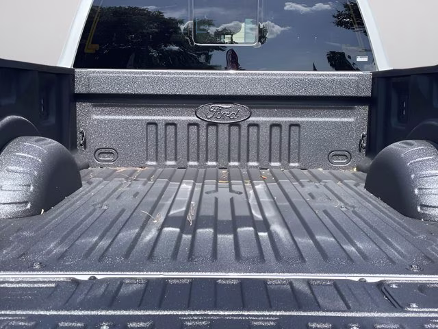 2026 Avalanche Ford Super Duty F-250 SRW LARIAT 4X4 Truck
