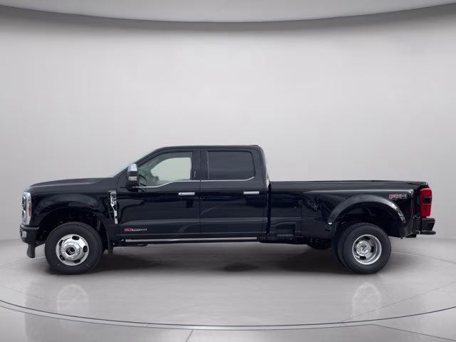 2026 Agate Black Metallic Ford Super Duty F-350 DRW Platinum 4X4 Truck