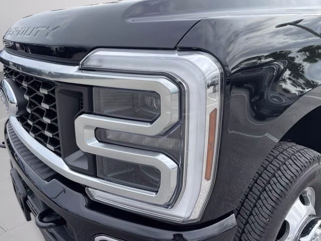 2026 Agate Black Metallic Ford Super Duty F-350 DRW Platinum 4X4 Truck