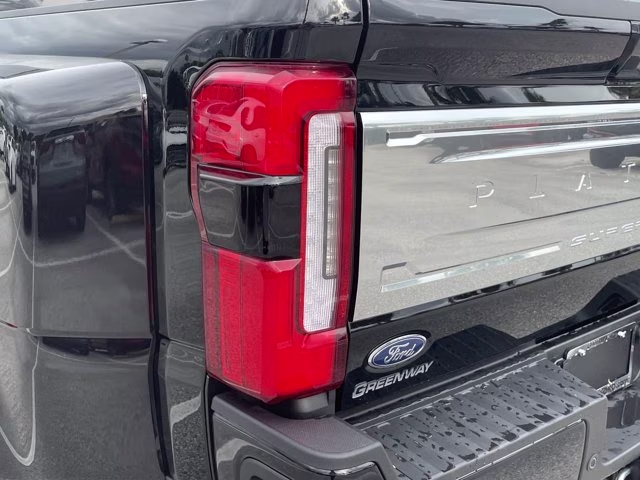 2026 Agate Black Metallic Ford Super Duty F-350 DRW Platinum 4X4 Truck