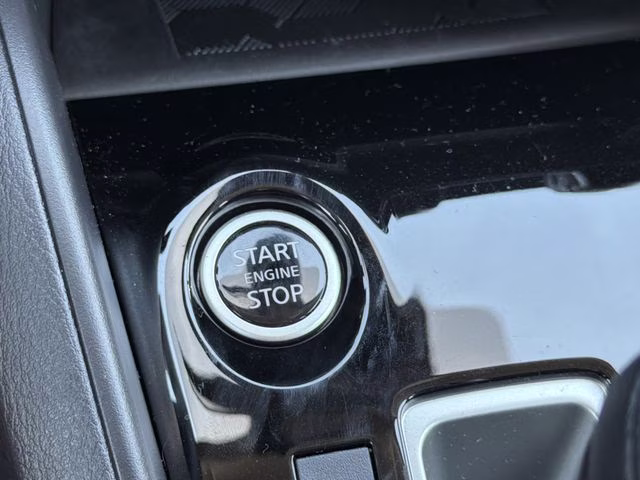 2025 Aspen White Tricoat Nissan Versa 1.6 SV FWD Sedan