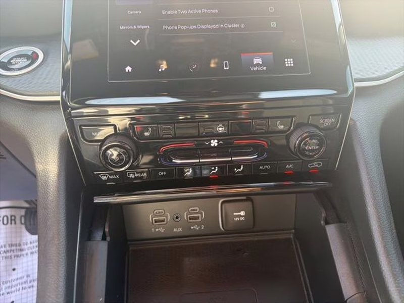 2025 Silver Zynith Jeep Grand Cherokee Altitude X 4X4 SUV