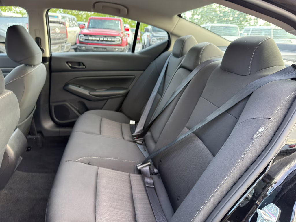 2025 Super Black Nissan Altima SV FWD Sedan