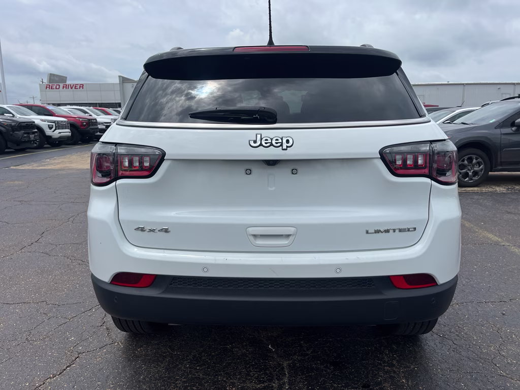 2025 Bright White Clearcoat Jeep Compass Limited 4X4 SUV