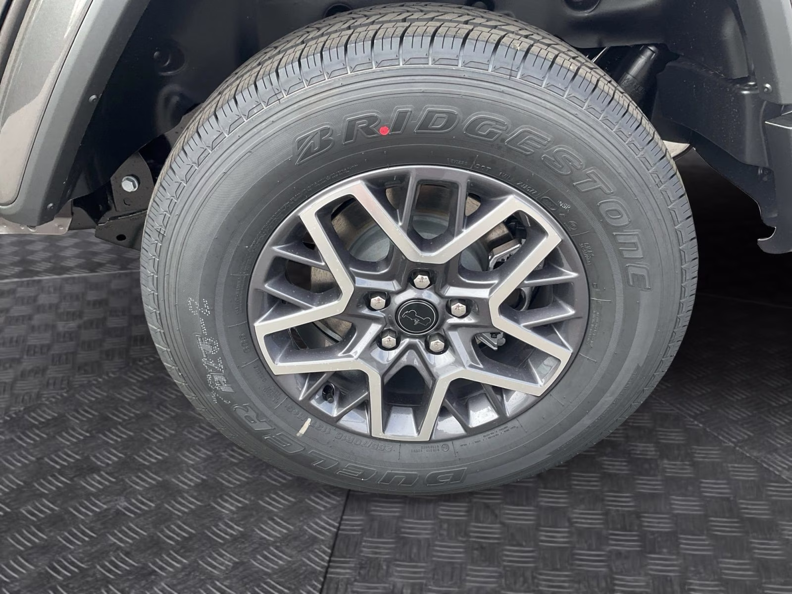 2026 Granite Crystal Metallic Clearcoat Jeep Wrangler Sahara 4X4 SUV